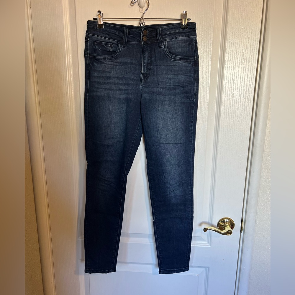 BUCKLE Daytrip Jeans